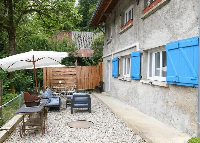 Charmante Maison A Beron شقة Saint-Beron